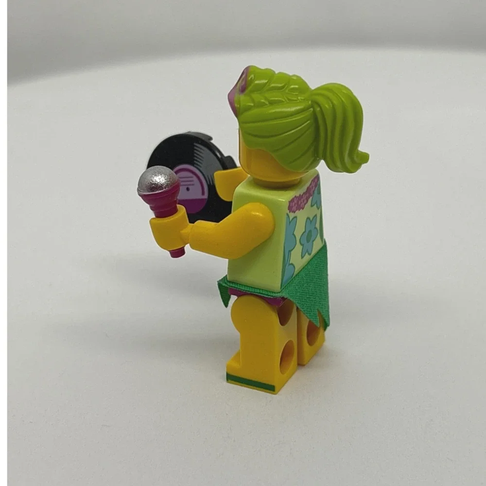 Lego Hula Lula Minifigure The Lego Movie 2 CMF Series 71023 Record Microphone